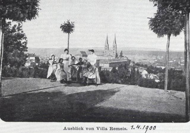 Historisches Schwarzweiß-Bild aus dem Jahr 1900 mit Ausblick über Bamberg